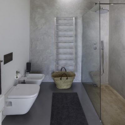 JIS Ardingly Heated Towel Rail